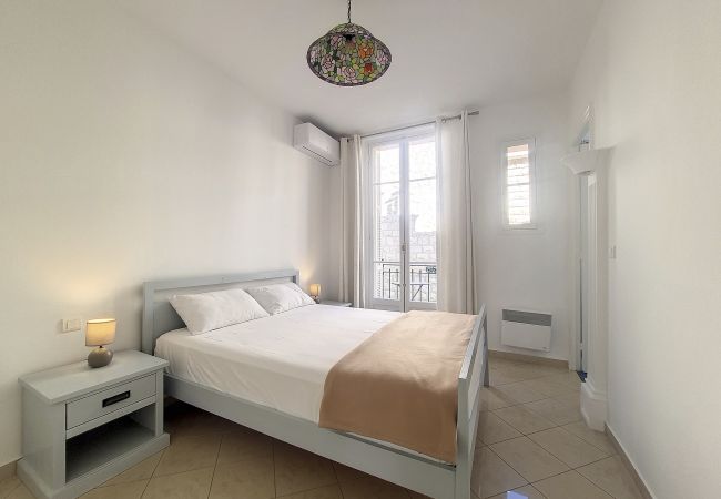 Apartment in Nice - New! N&J - JACARANDA- Central, very close sea