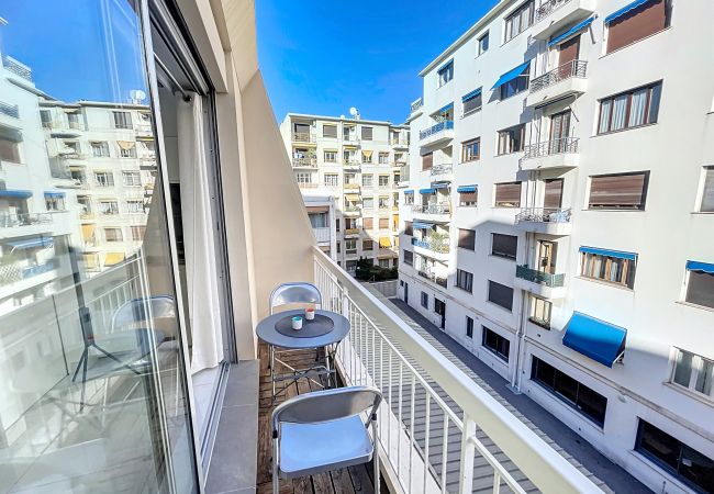 Studio in Nice - N&J - PALMA BEACH - Central - Near Beach  Studio in Nice - N&J - PALMA BEACH - Central - Near Beach