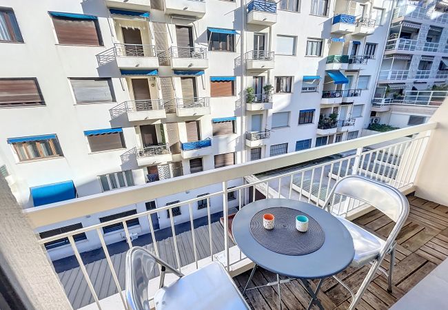 Studio in Nice - N&J - PALMA BEACH - Central - Near Beach  Studio in Nice - N&J - PALMA BEACH - Central - Near Beach