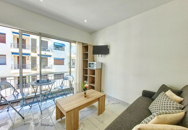 Studio in Nice - N&J - PALMA BEACH - Central - Near Beach  Studio in Nice - N&J - PALMA BEACH - Central - Near Beach
