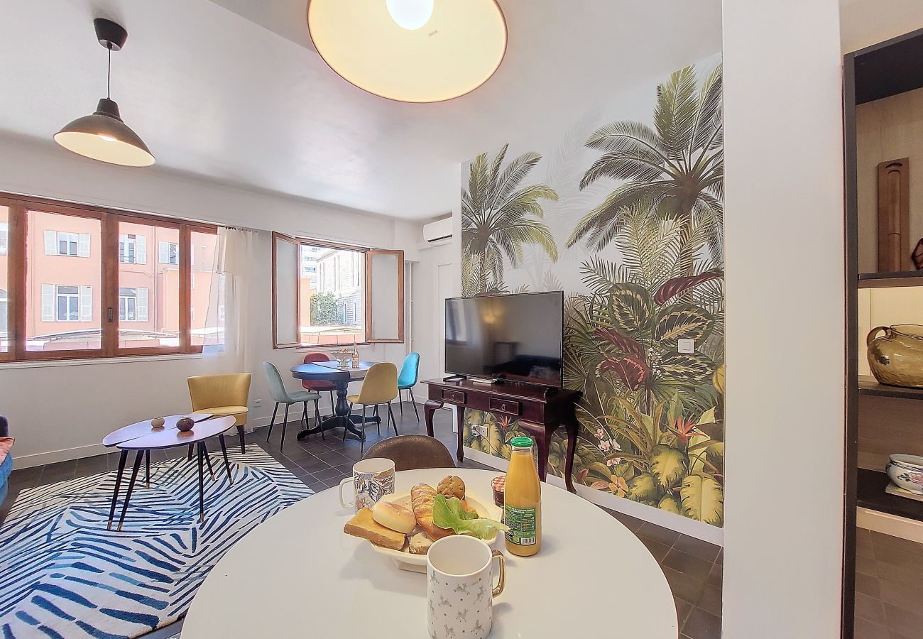 Apartment in Nice - N&J - ESCAPADE - Central - Near Beach