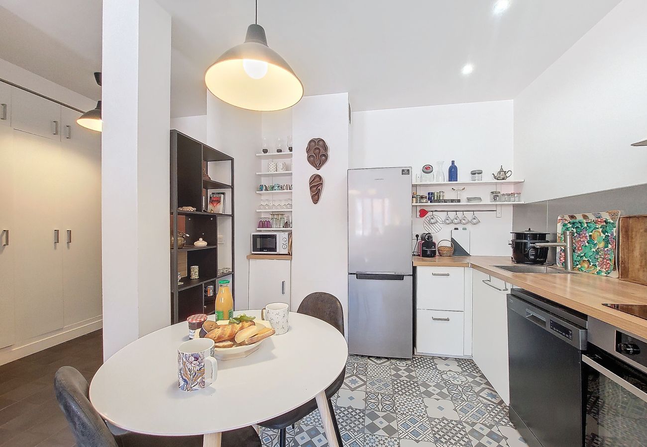 Apartment in Nice - N&J - ESCAPADE - Central - Near Beach