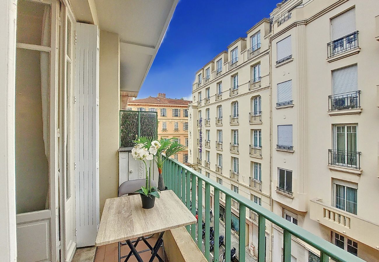 Apartment in Nice - New! N&J - MATISSE PLAGE - Central - Balcony