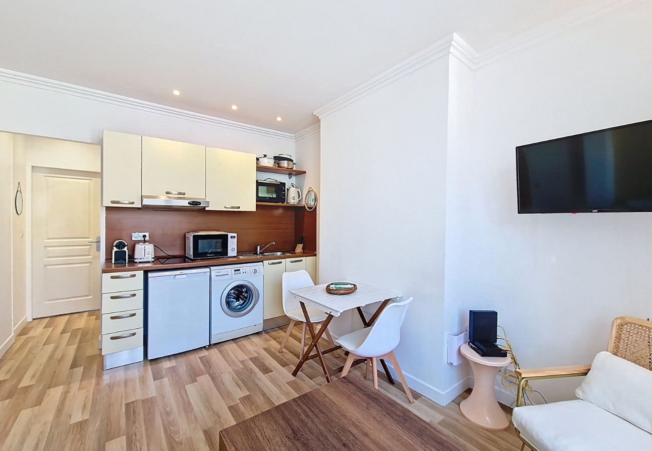 Apartment in Nice - New! N&J - CASA SOLANA - Terrace - Centre
