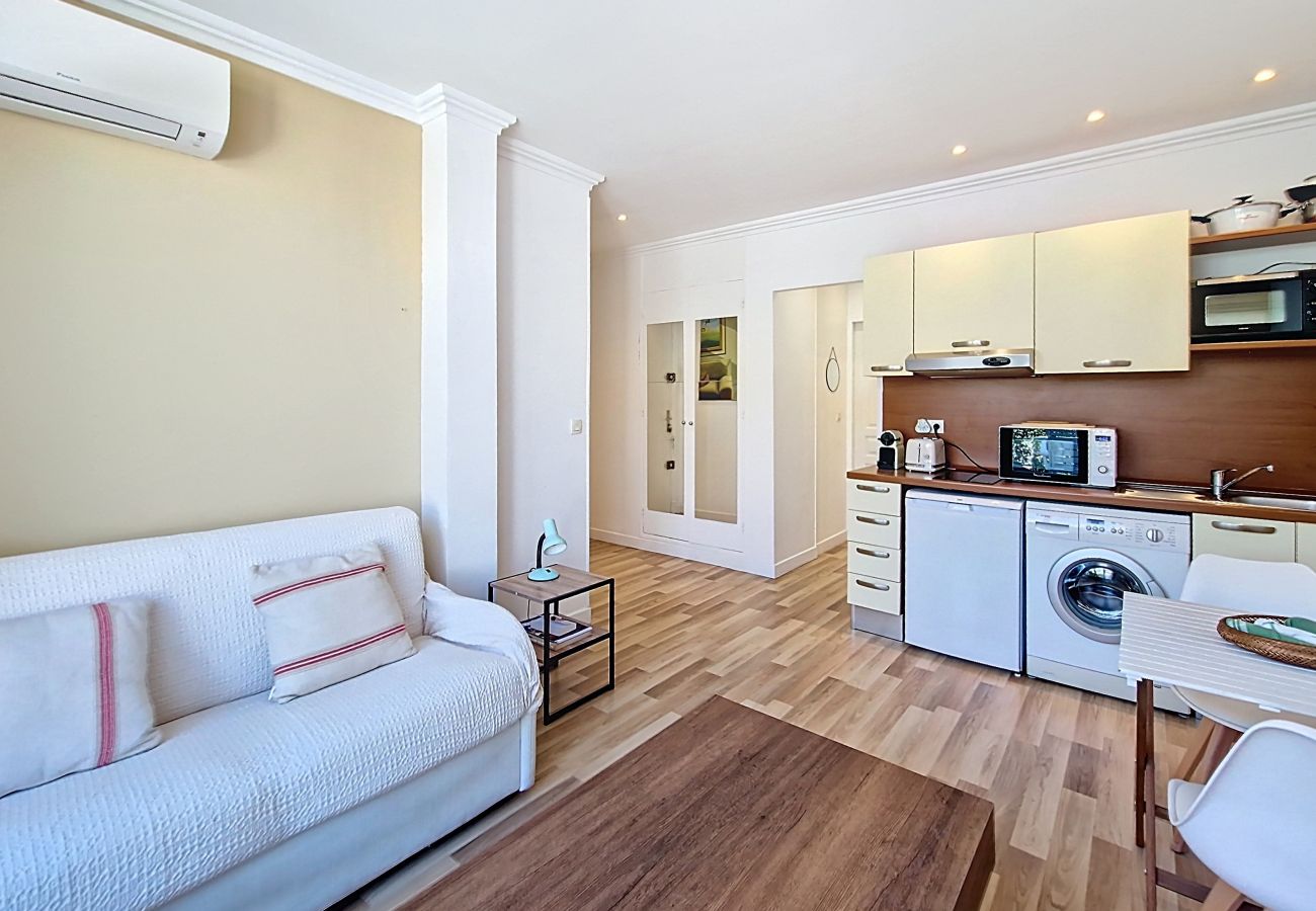 Apartment in Nice - New! N&J - CASA SOLANA - Terrace - Centre