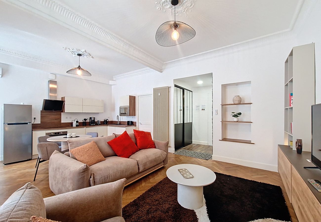 Apartment in Nice - New! N&J - NISSA - Central - Modern 