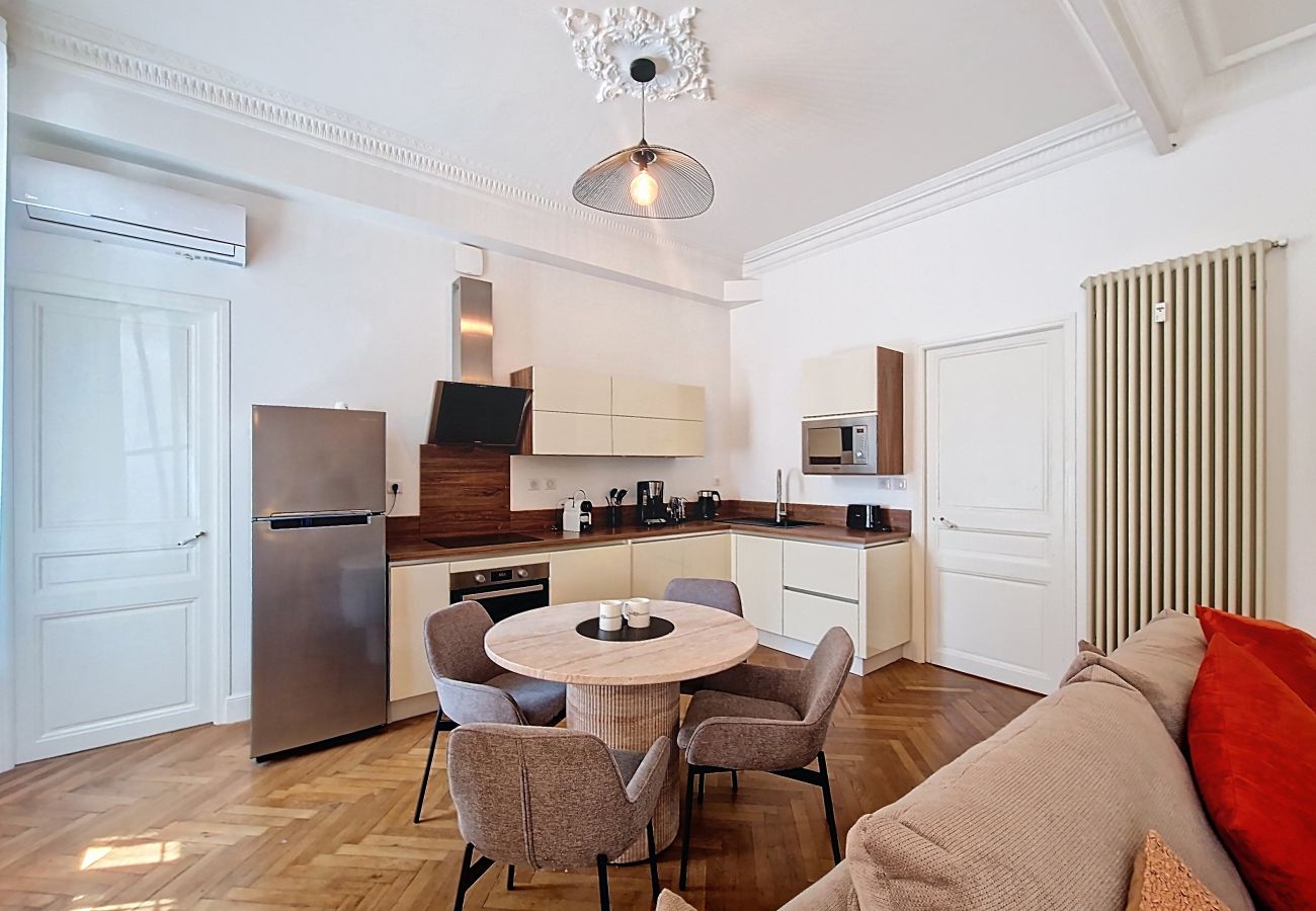 Apartment in Nice - New! N&J - NISSA - Central - Modern 