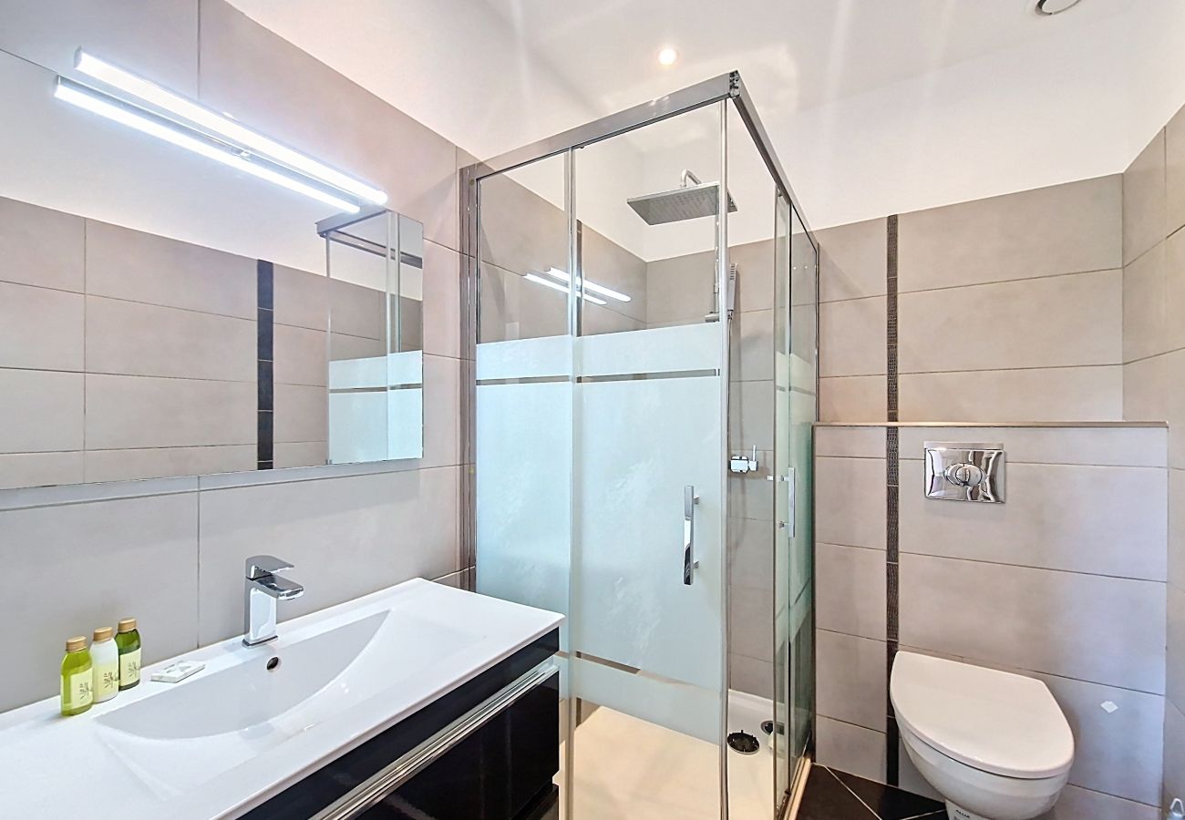 Apartment in Nice - New! N&J - JEAN MEDECIN- Central - Modern