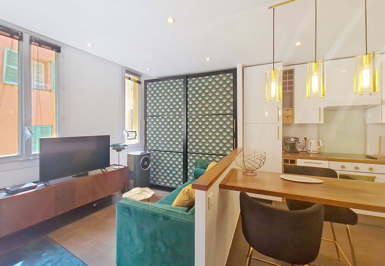 Studio in Nice - New! N&J - REFLET D'OR - Vieux Nice - Neau beach