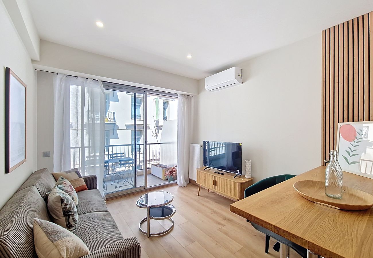 Apartment in Nice - New! N&J - MAYA TERRASSE - Central - Terrace