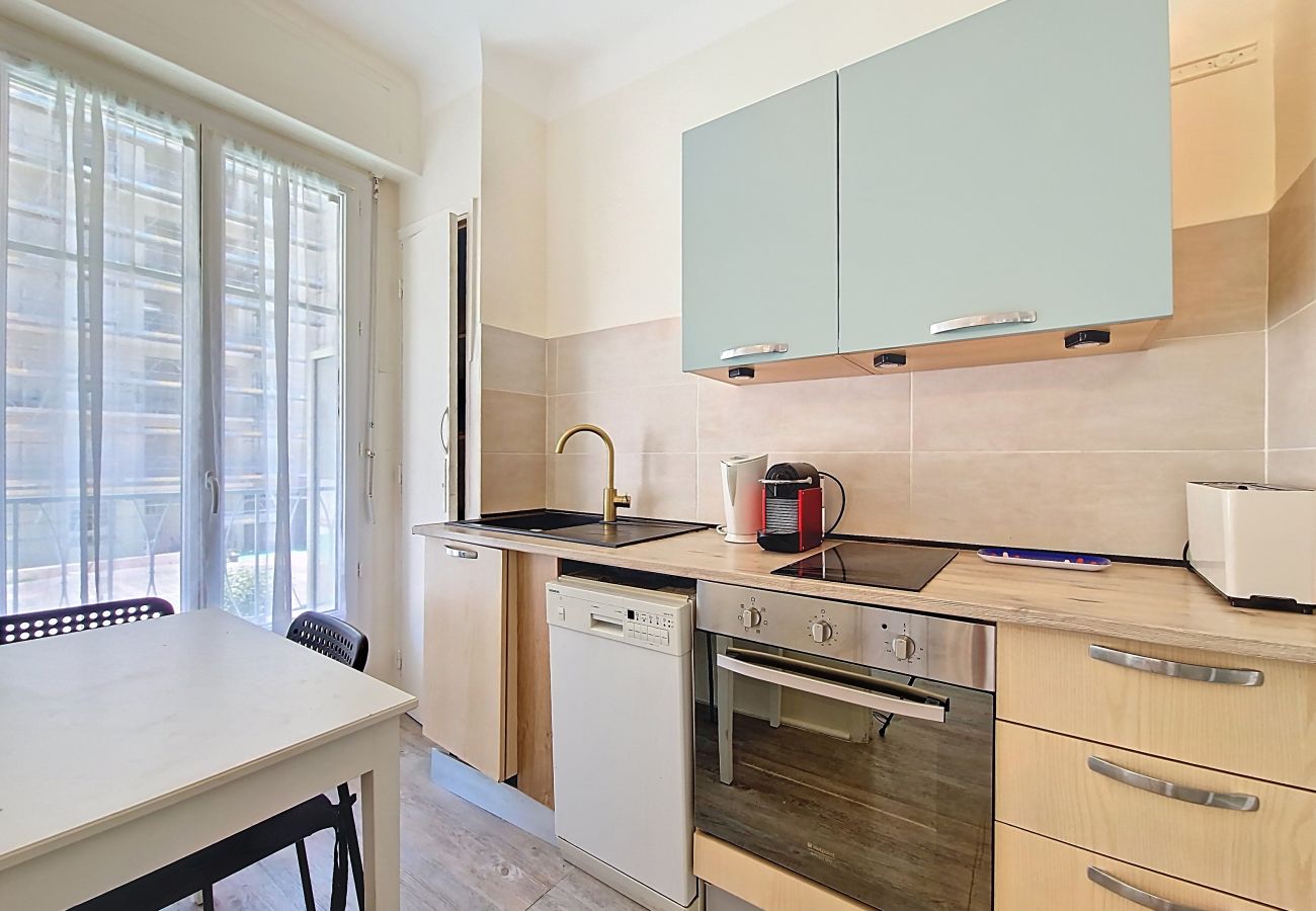 Studio in Nice - NEW! N&J - ESPRIT SUD - Terrace and close to the sea
