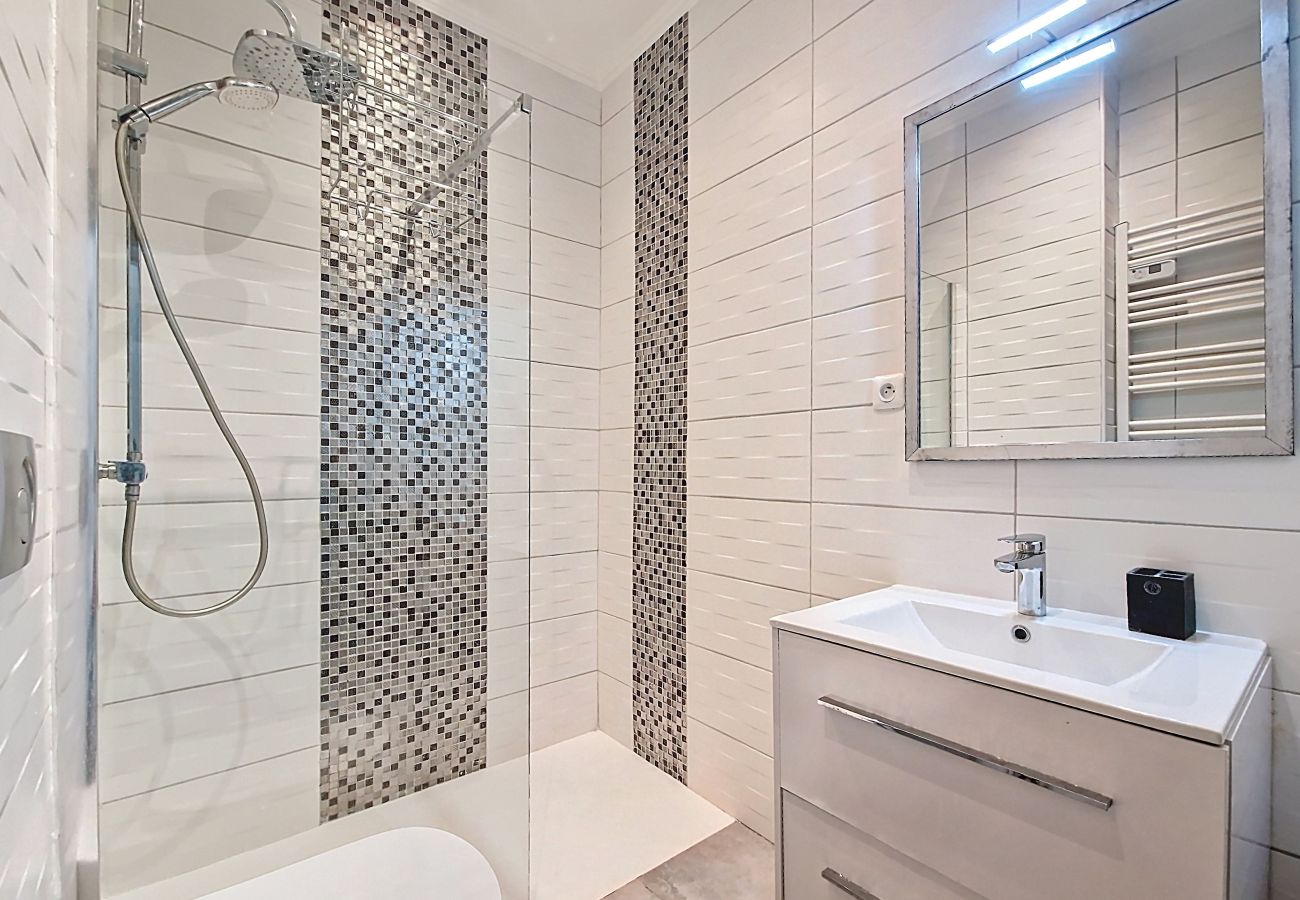 Apartment in Nice - NEW! N&J - OASIS  - Terrace - Central