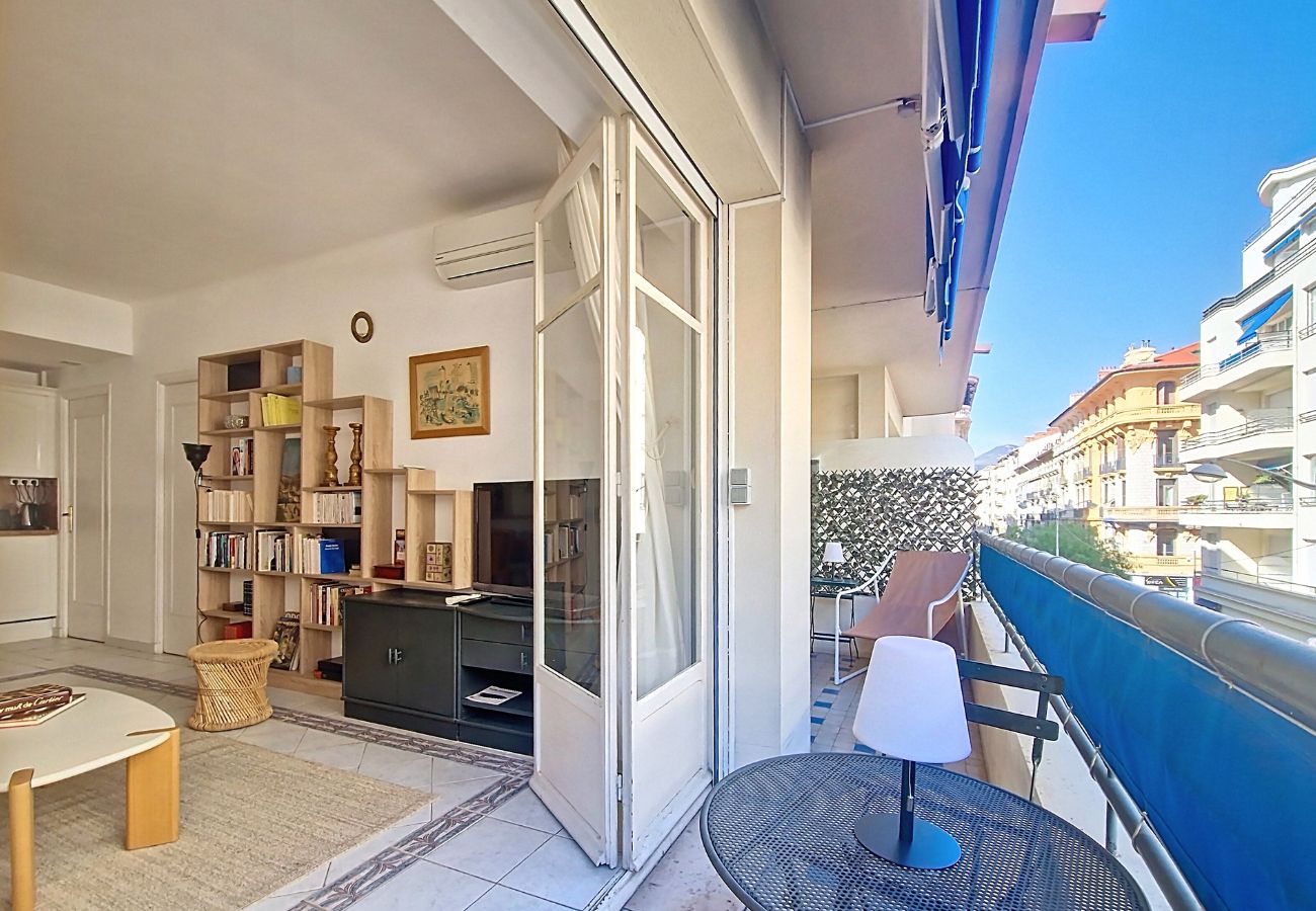 Apartment in Nice - New! N&J - LADY BLUE - By sea - Terrace