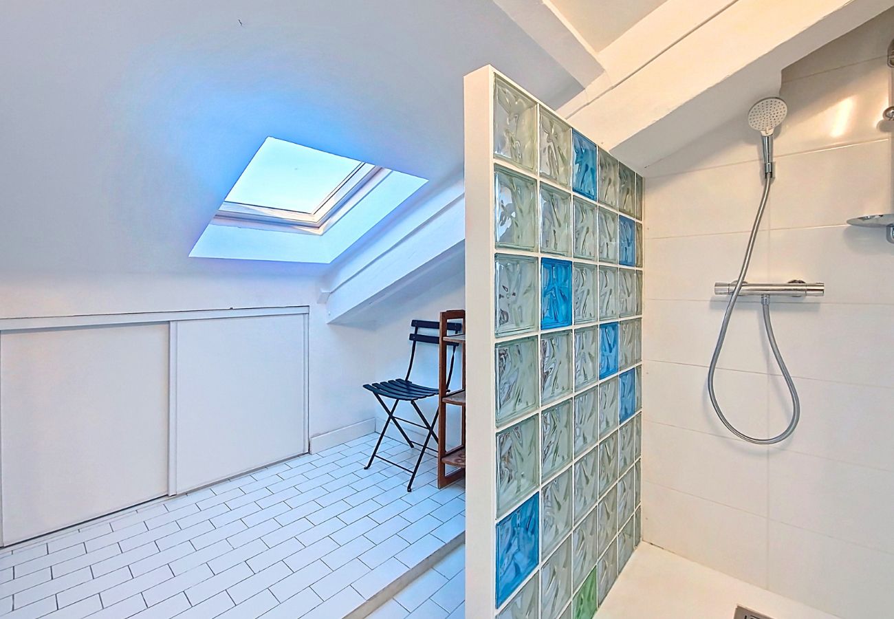 Apartment in Nice - New! N&J - L'ESCURIAL - Central