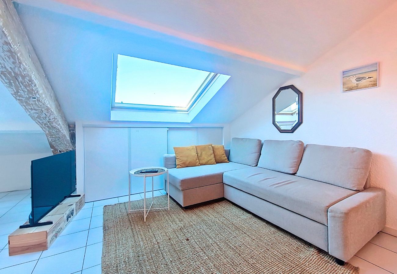 Apartment in Nice - New! N&J - L'ESCURIAL - Central