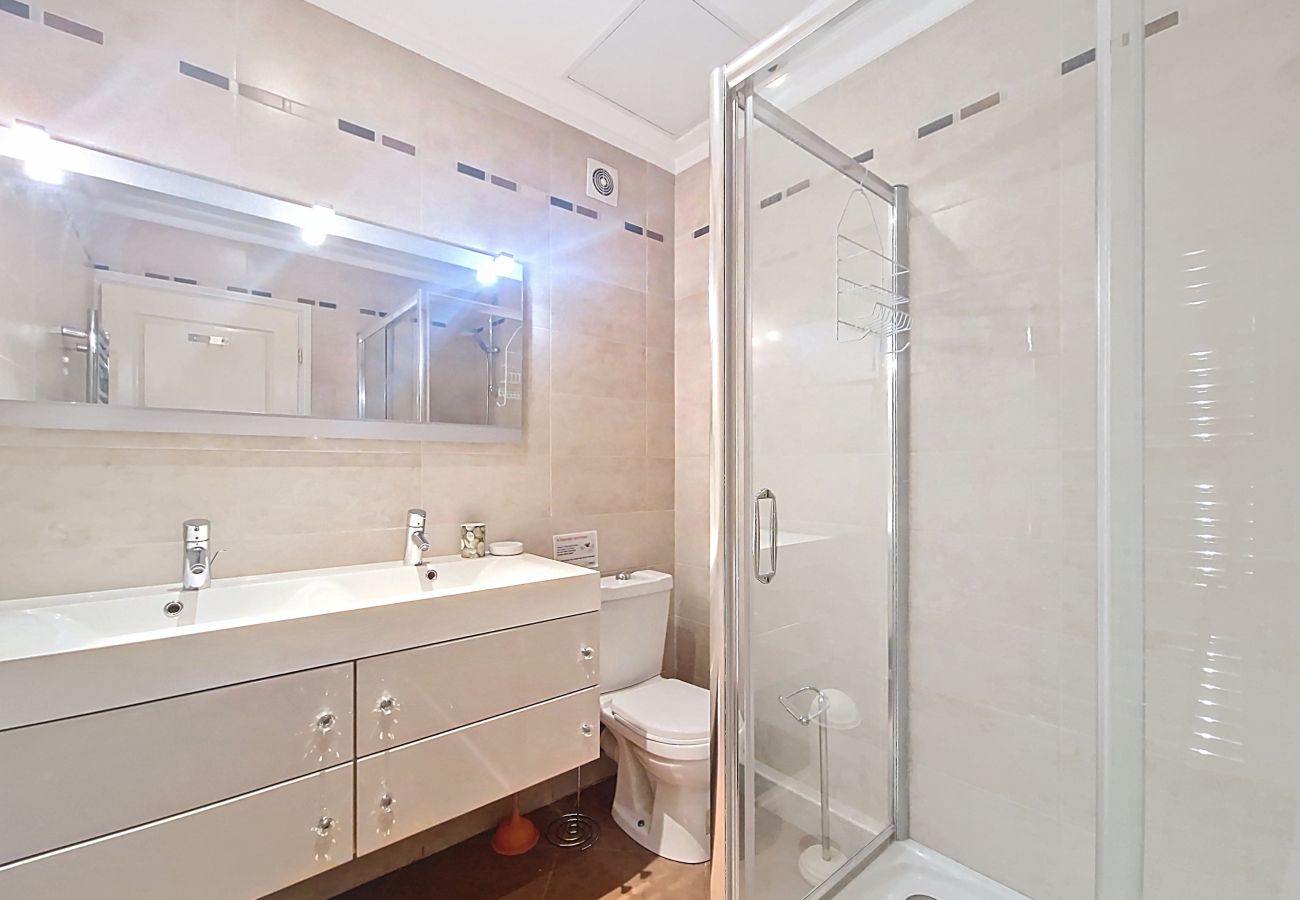 Apartment in Nice - NORMANDIE - MOBILITY LEASE FROM 1 TO 10 MONTHS