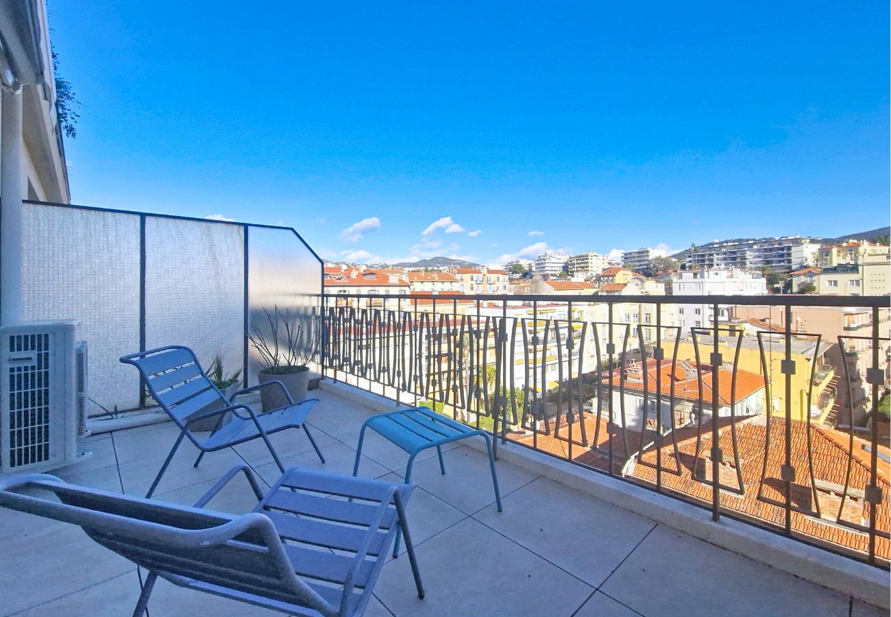 Apartment in Nice - PALAIS FONTENOY – MOBILITY LEASE FROM 1 TO 10 MONTHS