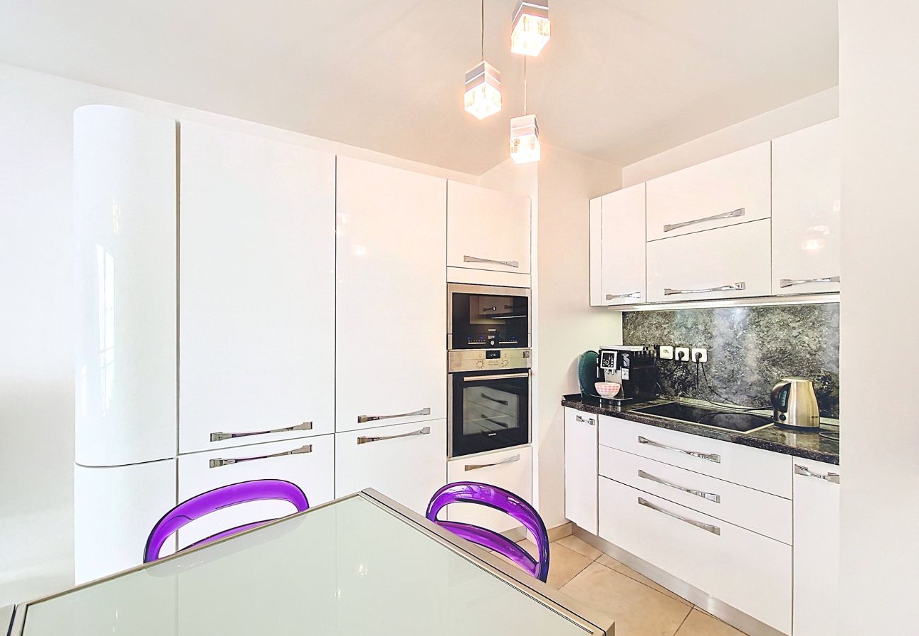 Apartment in Nice - New! N&J - CASA GAMBETTA - By sea 