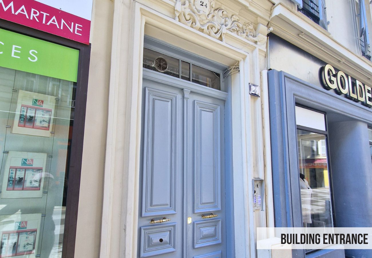 Apartment in Nice - New! N&J - URBAN RIVIERA - Central - Luminous