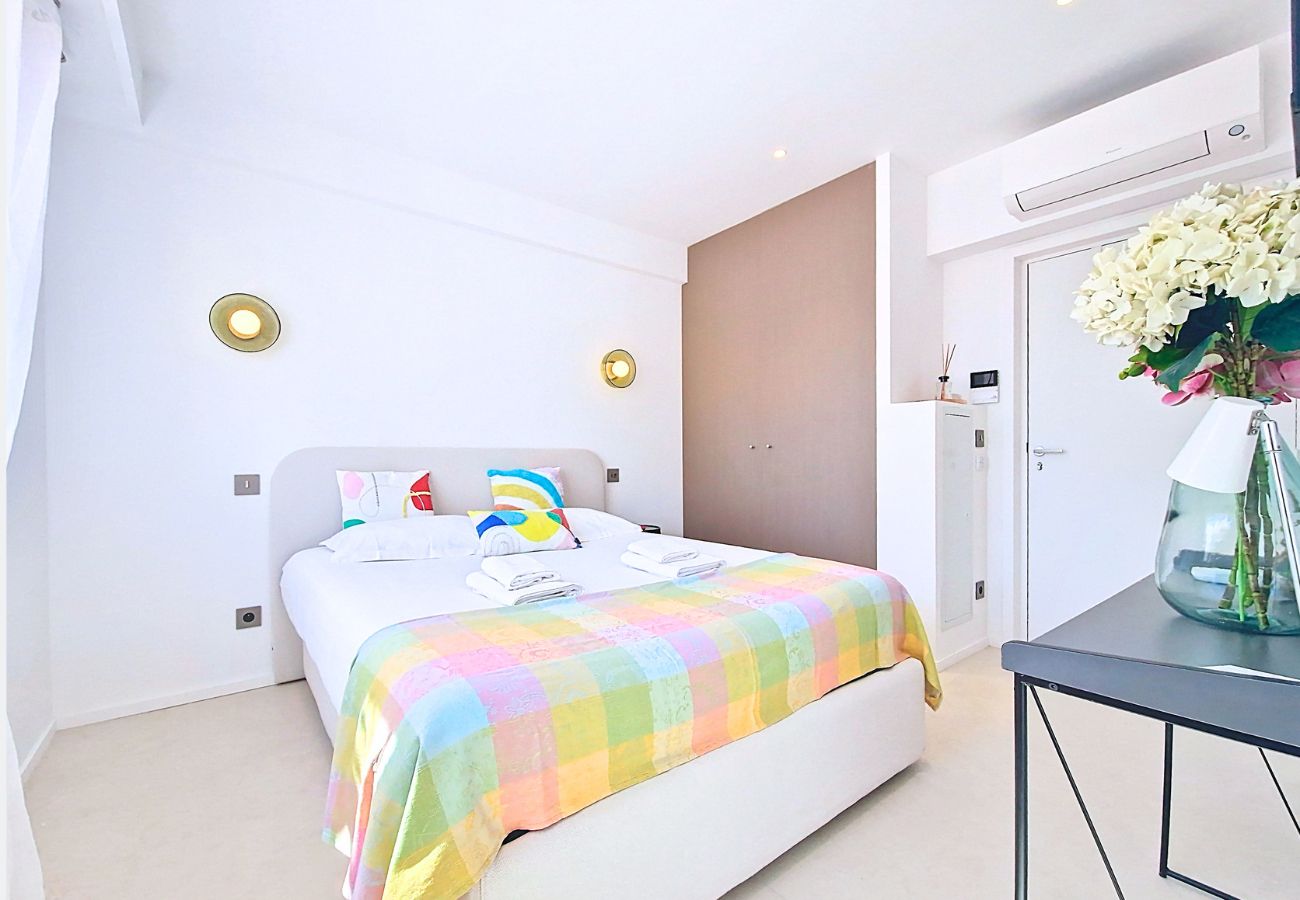 Studio in Nice - New! N&J - STUDIO ANNA - Central Nice • AC • Walk to beach