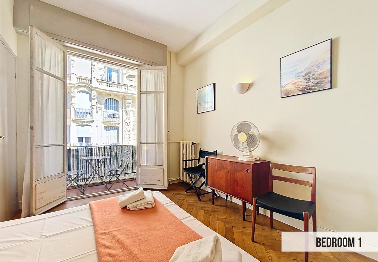 Apartment in Nice - New! N&J -LE CATINAT - Spacious - Balcony