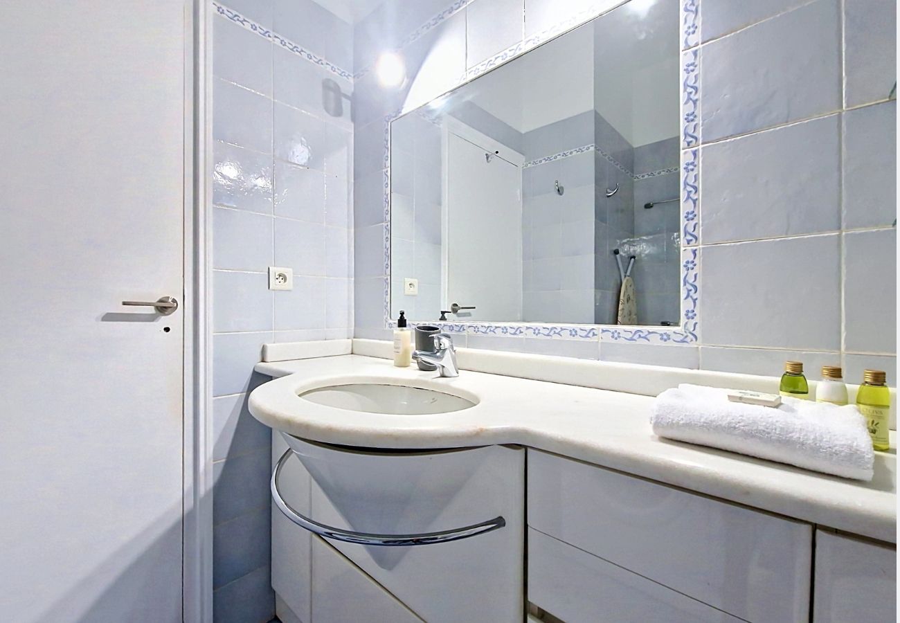 Studio in Nice - New! N&J - BALCON D'AZUR - By sea - Balcony