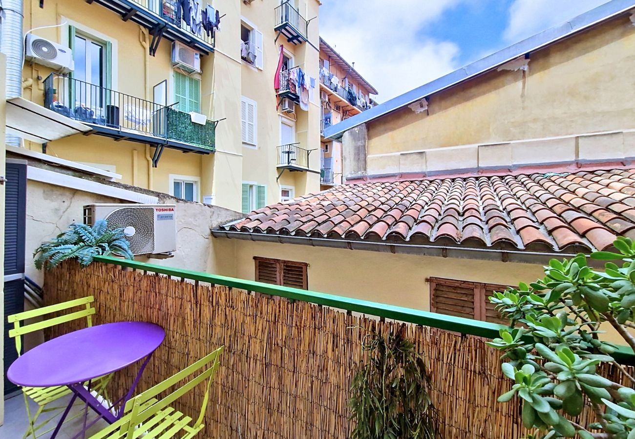 Apartment in Nice - New! N&J - COCON BONAPARTE -  Place du Pin - Balcony