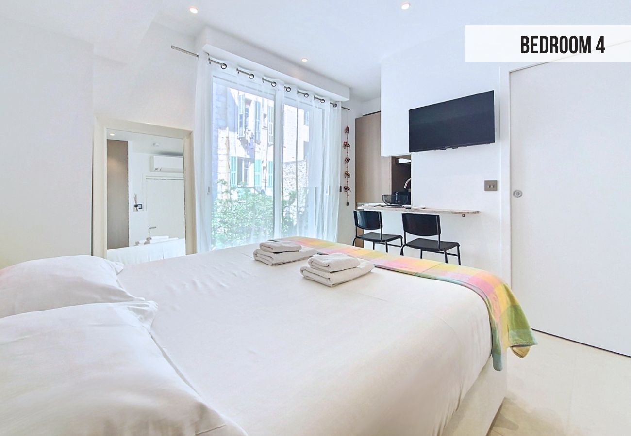 Apartment in Nice - New! N&J - JULIANNA ROOFTOP - Jacuzzi - Sauna