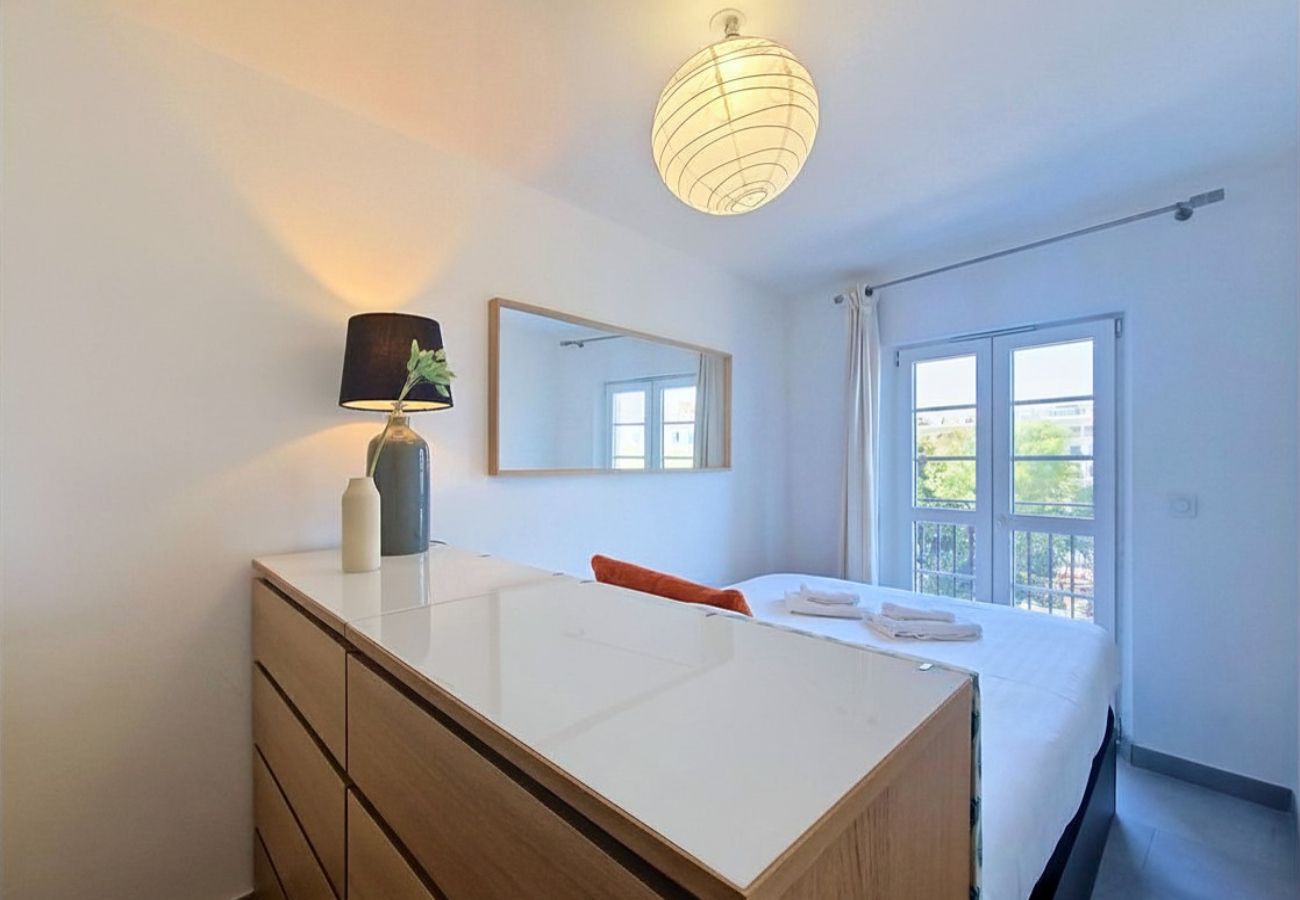Apartment in Nice - New! N&J - L'ECRIN DU PAILLON - Near Nice Old Town - Balcony