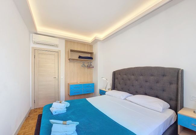 Appartement à Nice - N&J - BLEU AZUR VUE MER - Central - Proche Mer Appartement à Nice - N&J - BLEU AZUR VUE MER - Central - Proche Mer