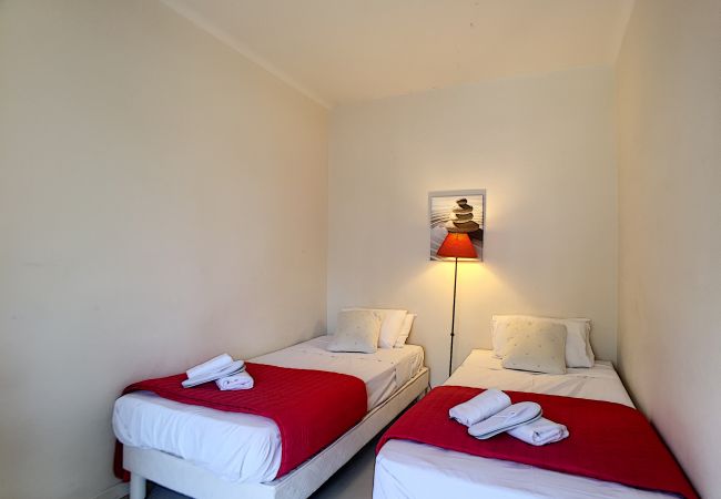 Appartement à Nice - 2100€/MOIS TOUT INCLUS - PLAYA TERRACE - BAIL MOBILITE ENTRE 1 ET 10 MOIS Appartement à Nice - 2100€/MOIS TOUT INCLUS - PLAYA TERRACE - BAIL MOBILITE ENTRE 1 ET 10 MOIS