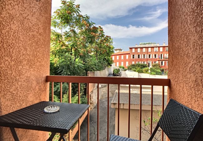 Appartement à Nice - N&J - CARDELINE TERRASSE - Très proche mer  Appartement à Nice - N&J - CARDELINE TERRASSE - Très proche mer