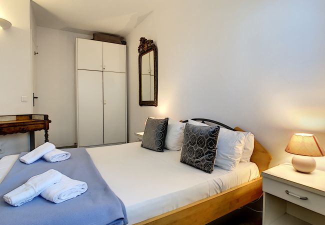 Appartement à Nice - N&J - SUITE ROYAL LUXEMBOURG - Piscine sur le toit Appartement à Nice - N&J - SUITE ROYAL LUXEMBOURG - Piscine sur le toit