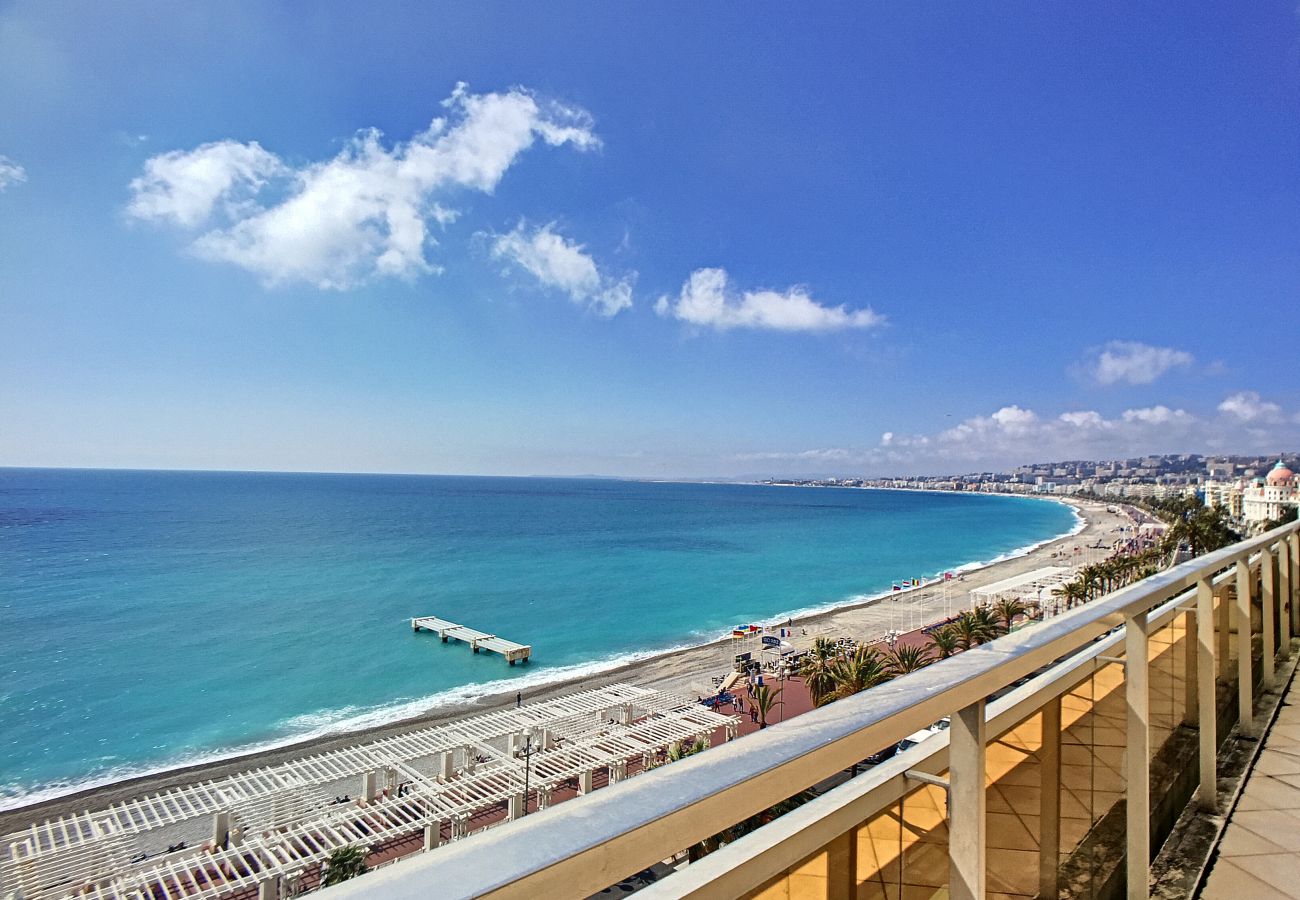 Appartement à Nice - N&J - SUITE ROYAL LUXEMBOURG - Piscine sur le toit