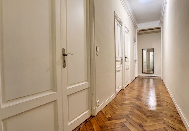 Appartement à Nice - N&J - PALAIS ARNULF - Central - Très proche mer  Appartement à Nice - N&J - PALAIS ARNULF - Central - Très proche mer