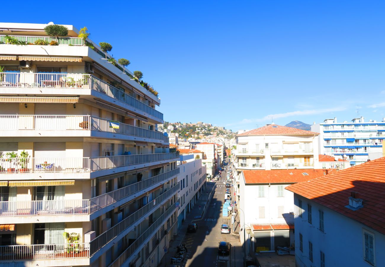 Appartement à Nice - N&J - PALAIS NICOLE - Central - Très proche mer