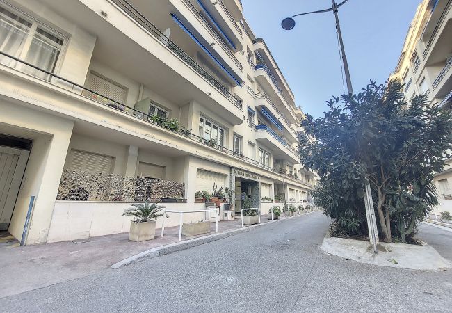 Appartement à Nice - GALET TERRASSE - BAIL MOBILITE ENTRE 1 ET 10 MOIS