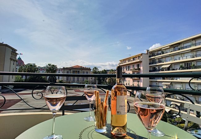Appartement à Nice - N&J - FIORA PARADISE TERRACE - Central - Mer Appartement à Nice - N&J - FIORA PARADISE TERRACE - Central - Mer