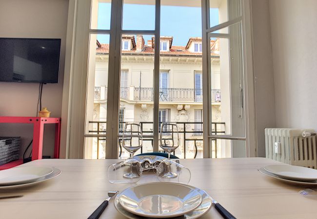 Appartement à Nice - N&J - LILAS BUFFA - Central - Proche mer