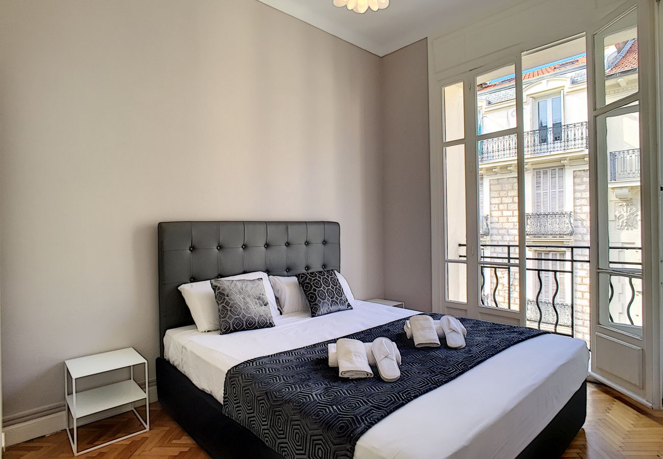 Appartement à Nice - N&J - LILAS BUFFA - Central - Proche mer