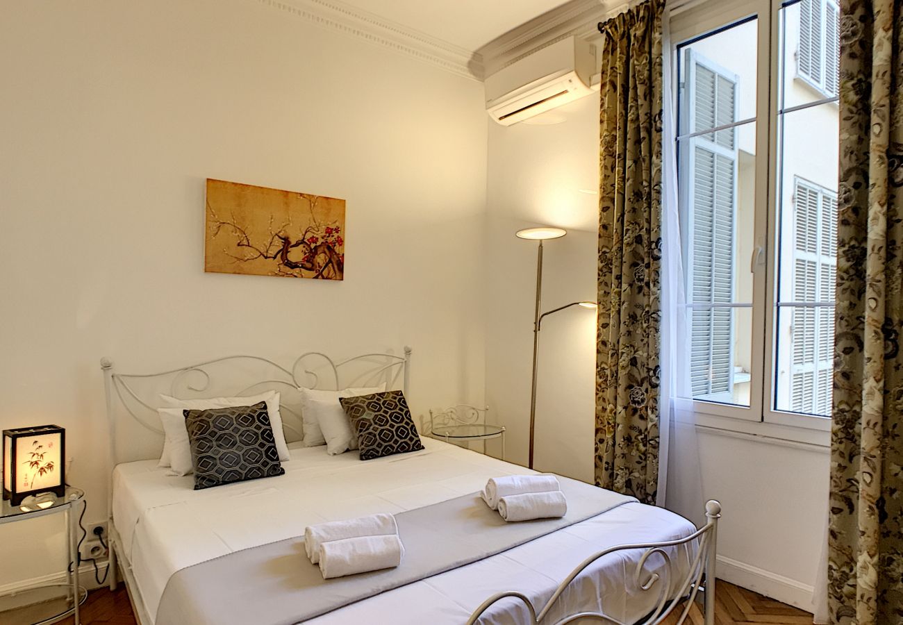 Appartement à Nice - N&J - PALAZZO VERDI - Central - Proche mer