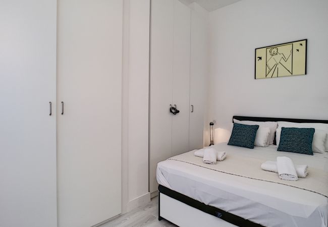Appartement à Nice - N&J  - BEACH ROYAL - Central - Très proche mer Appartement à Nice - N&J  - BEACH ROYAL - Central - Très proche mer