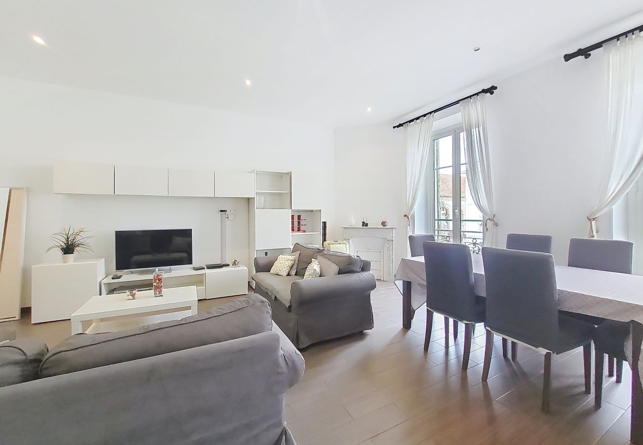 Appartement à Nice - N&J - DOLCE VITA MASTER - Hyper centre - Spacieux