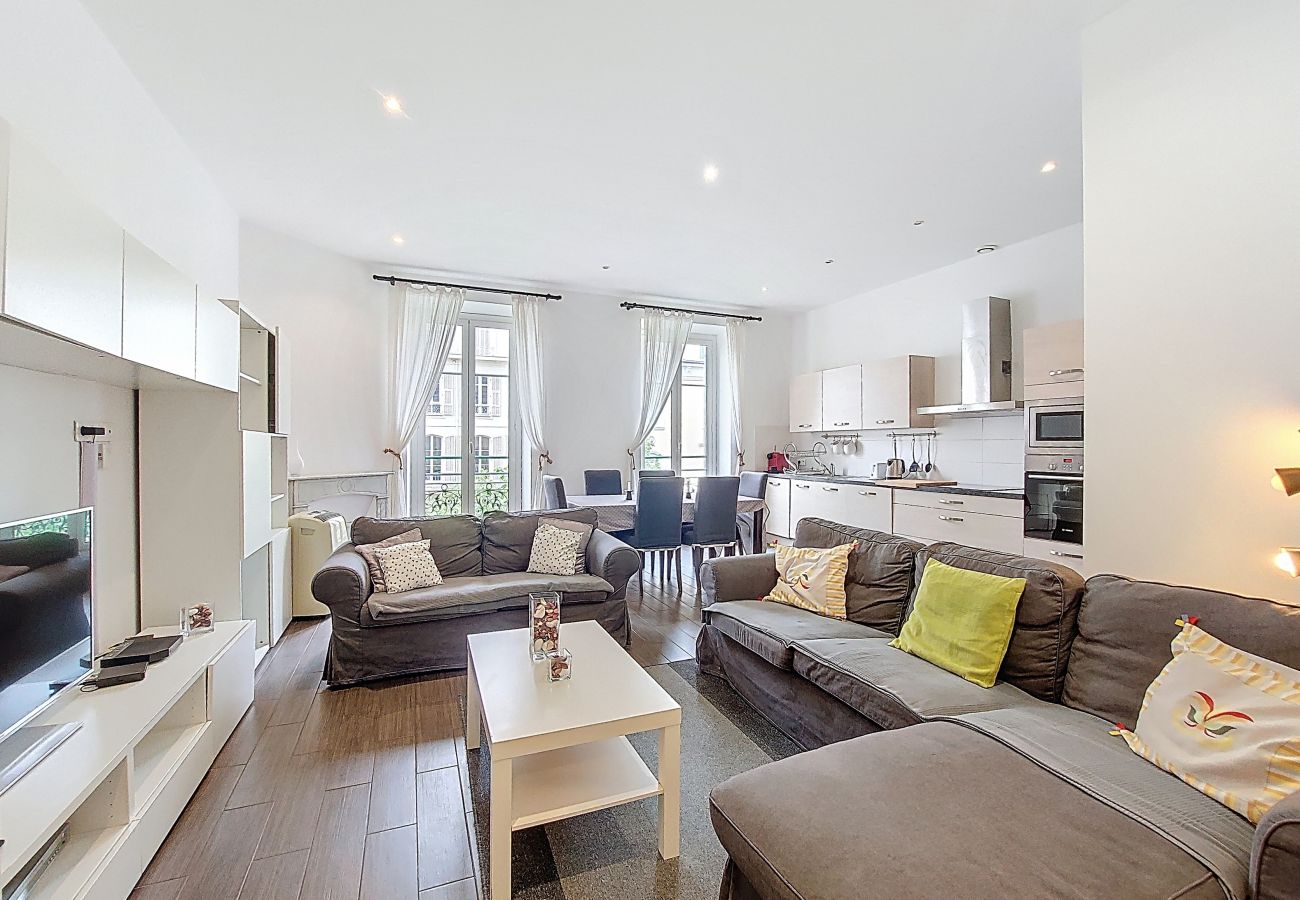 Appartement à Nice - N&J - DOLCE VITA MASTER - Hyper centre - Spacieux