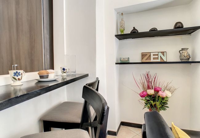 Appartement à Nice - N&J - ZEN - Très proche mer - Spacieux Appartement à Nice - N&J - ZEN - Très proche mer - Spacieux