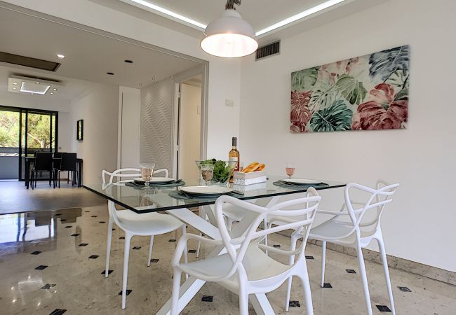 Appartement à Nice - N&J - DIAMOND BAY TERRACE - Central - Proche mer Appartement à Nice - N&J - DIAMOND BAY TERRACE - Central - Proche mer
