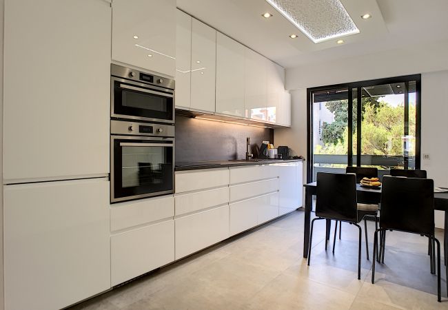 Appartement à Nice - N&J - DIAMOND BAY TERRACE - Central - Proche mer Appartement à Nice - N&J - DIAMOND BAY TERRACE - Central - Proche mer