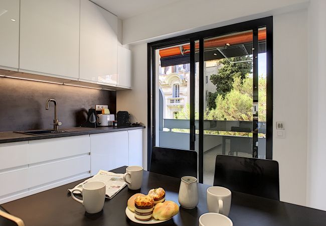 Appartement à Nice - N&J - DIAMOND BAY TERRACE - Central - Proche mer Appartement à Nice - N&J - DIAMOND BAY TERRACE - Central - Proche mer