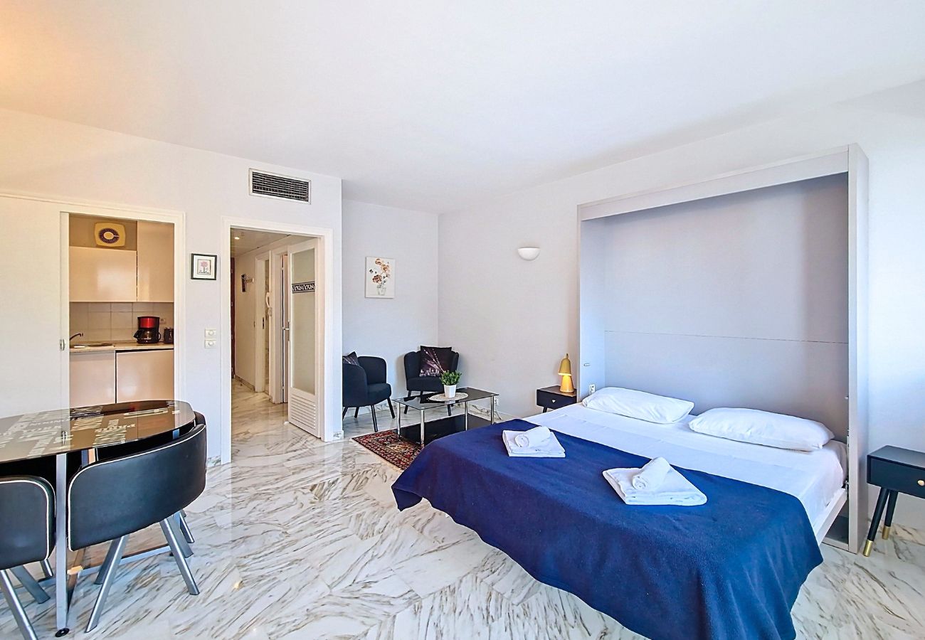 Studio à Nice - N&J - STUDIO ROYAL LUXEMBOURG - Central - Piscine