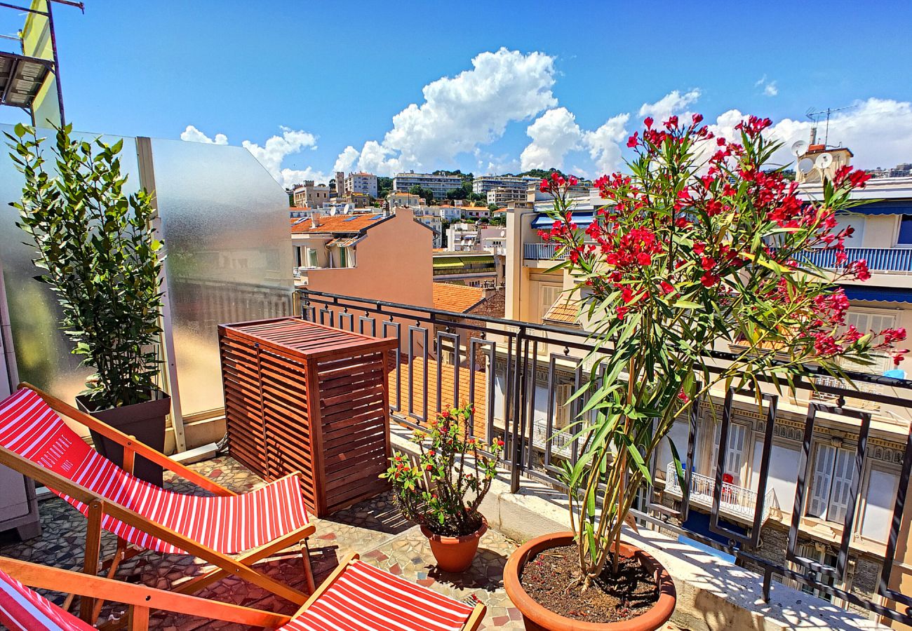 Appartement à Nice - N&J - CORAL SEA TERRACE - Central - Proche mer